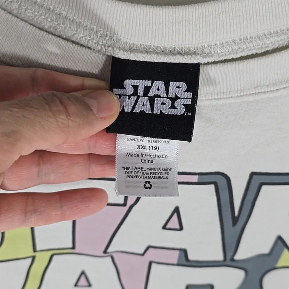 {Star Wars} Women's Plus Size Baby Yoda Print Sweatshirt- Size XXL - Picture 7 of 8